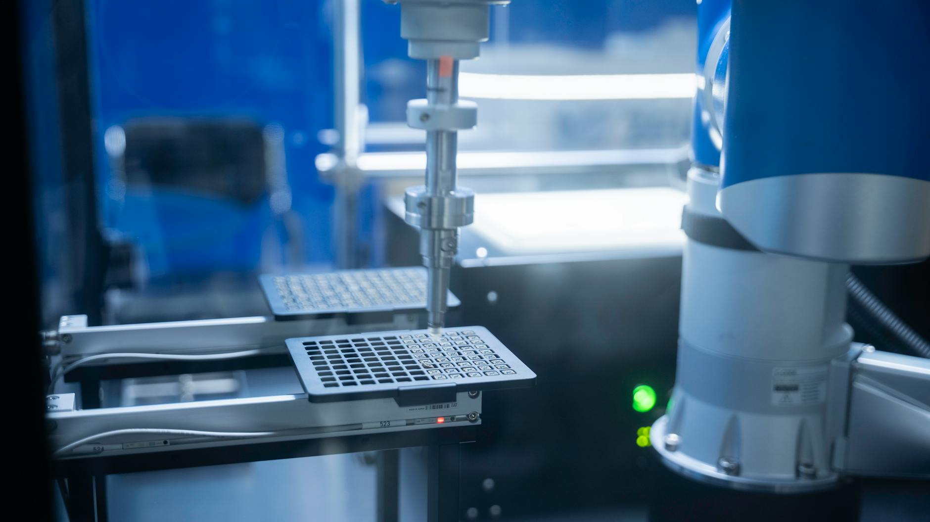 Precision robotic manufacturing automation in modern facility